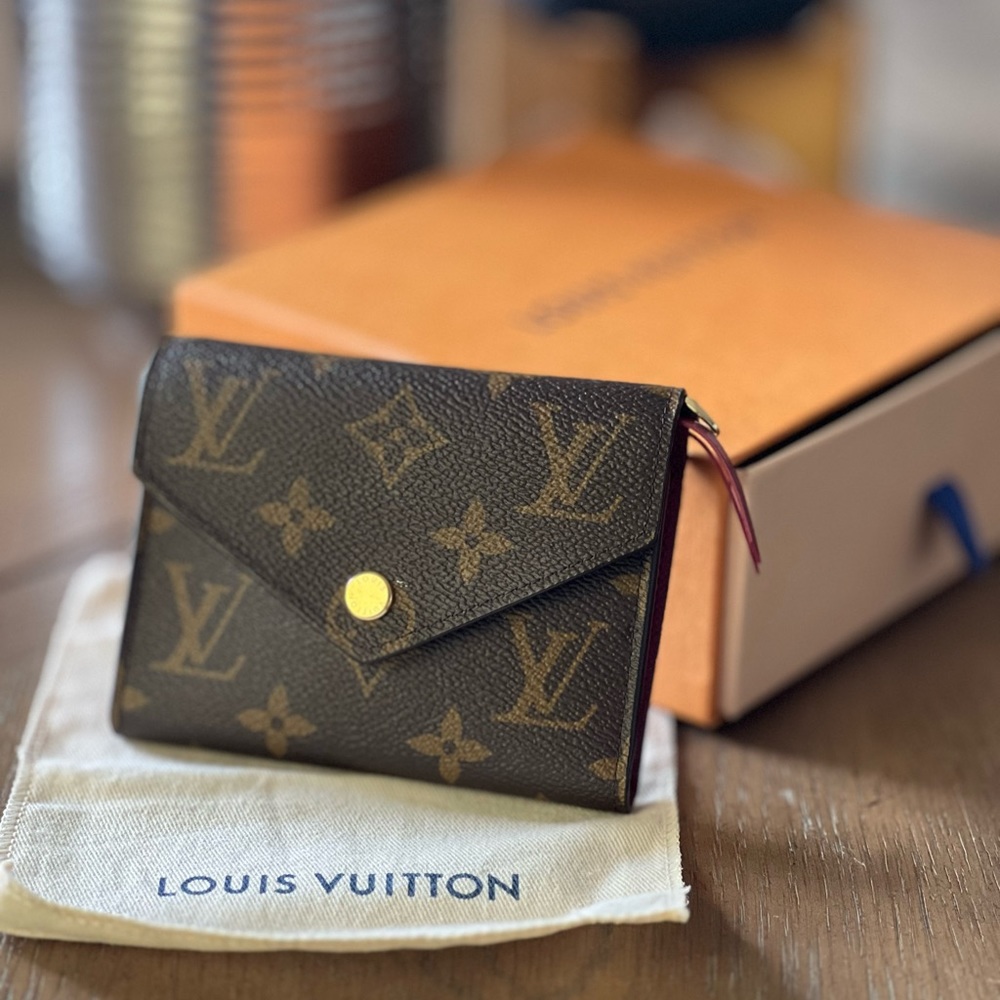 LV Victorine Wallet Monogram